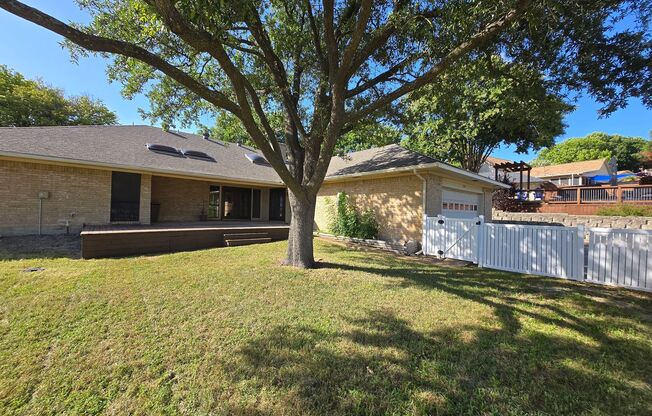Stunning 4-bd 2.5 bath