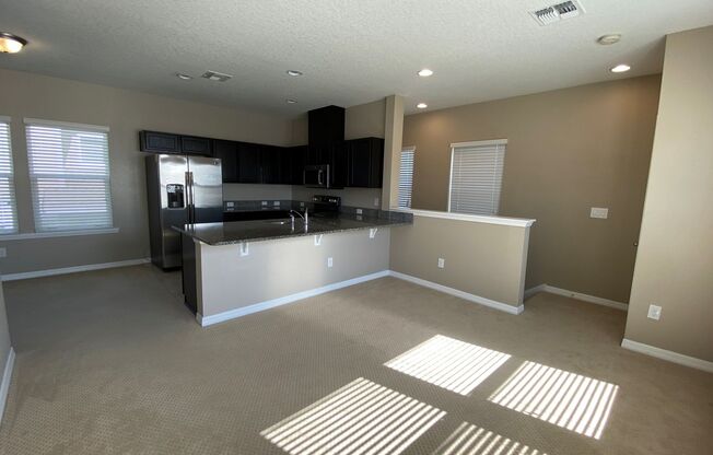 Brand New 1 Bedroom Unit in Laureate Park