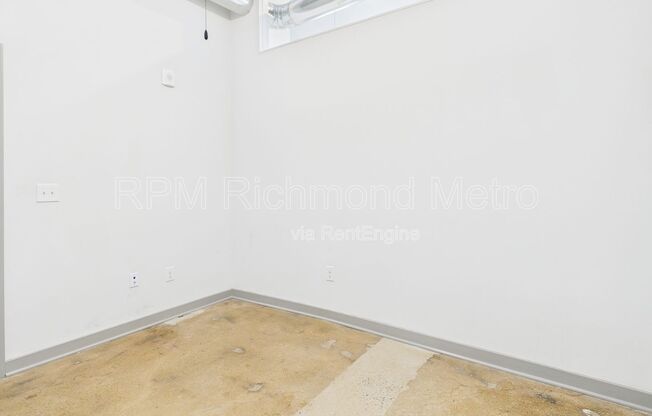 2 beds, 2 baths, 900 sqft, $1,573, Unit 120