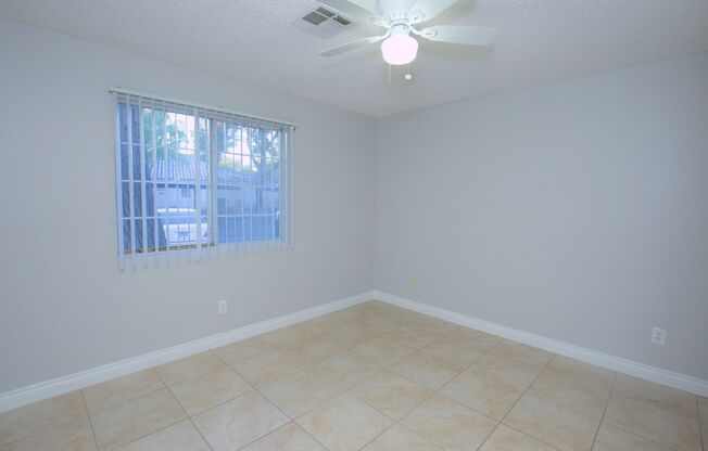 2 beds, 2 baths, $1,200, Unit # #C