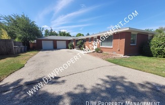 1211 W MARTIN ST