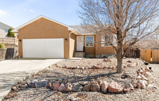 2202 Cowhand located northside Pueblo