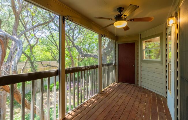 Cozy 1 bedroom Minutes North of Downtown Austin!