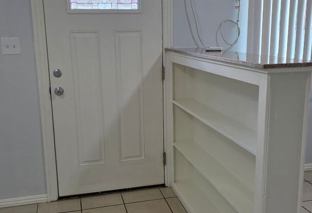1 bed, 1 bath, 450 sqft, $1,695, Unit 2705B