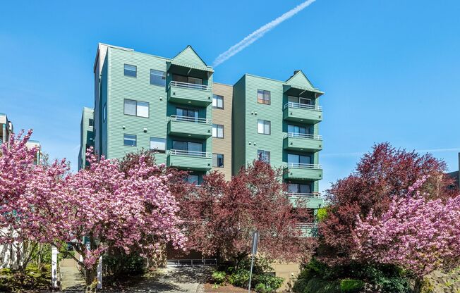 AVA Avalon West Apartments