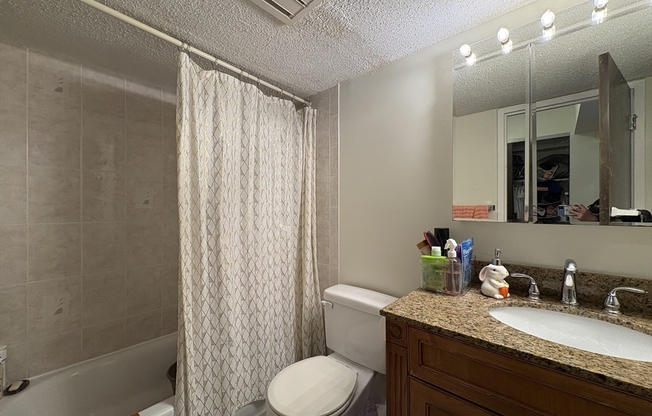 2 beds, 2 baths, 1,085 sqft, $4,100, Unit 308