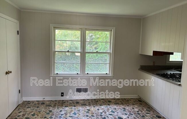 1811 RDG ST