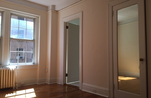 1 bed, 1 bath, 550 sqft, $1,550, Unit 302