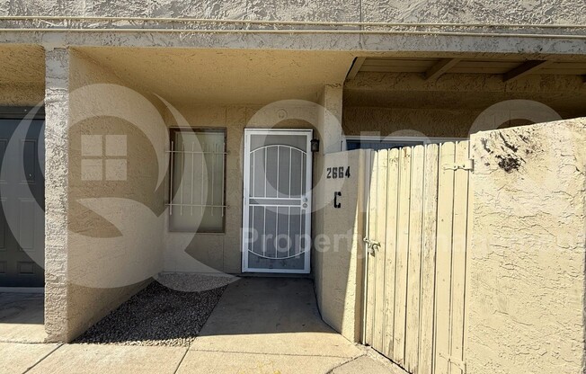 2664 N 43 AVE