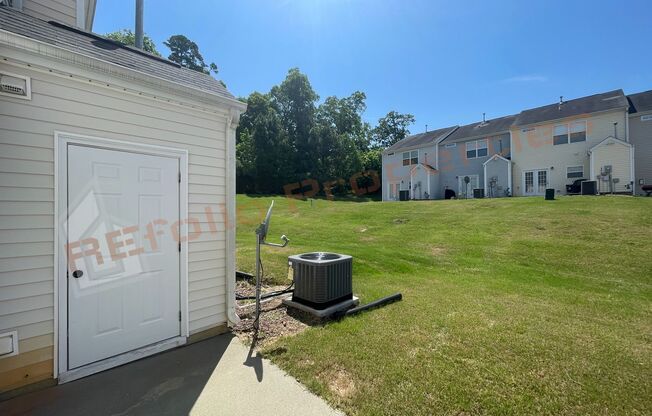 3 beds, 2.5 baths, $1,635, Unit #510