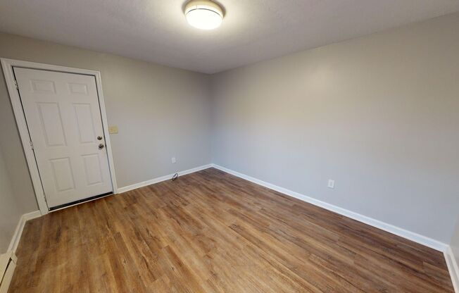 1 bed, 1 bath, 470 sqft, $825, Unit 1375 B