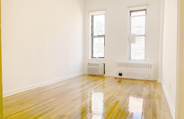 313 E 90 ST