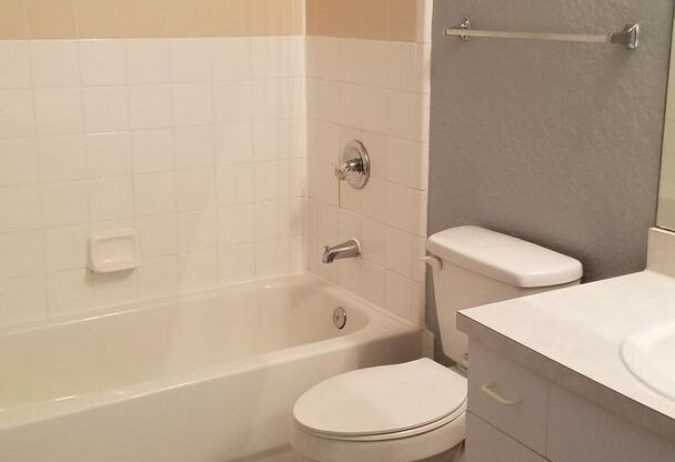 2 beds, 2 baths, $1,575