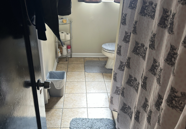 8328 S INGLESIDE AVE