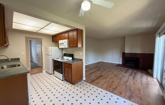 Shadow Creek Apartments