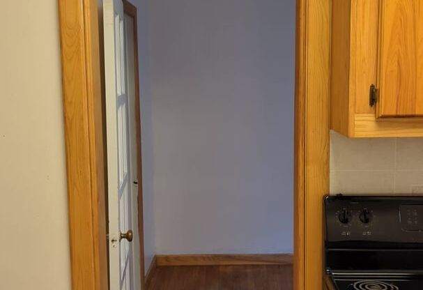 1 bed, 1 bath, 230 sqft, $625, Unit 223