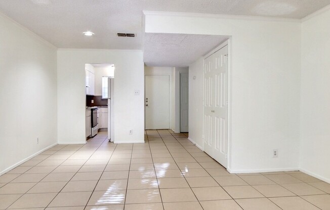 3830 COATES CIR