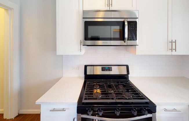 Studio, 1 bath, 500 sqft, $1,695, Unit PH2