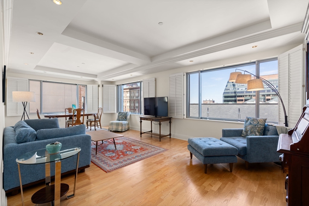 1 HUNTINGTON AVE