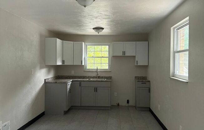 3 beds, 1 bath, $1,395