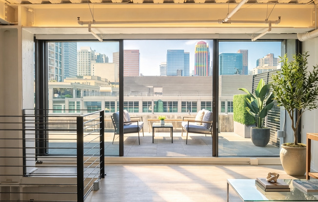 2 beds, 2 baths, 1,172 sqft, $5,200, Unit 1017