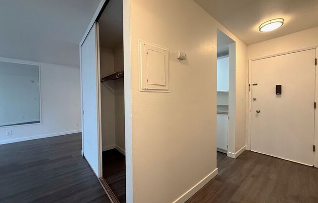 1 bed, 1 bath, 619 sqft, $1,625, Unit 105