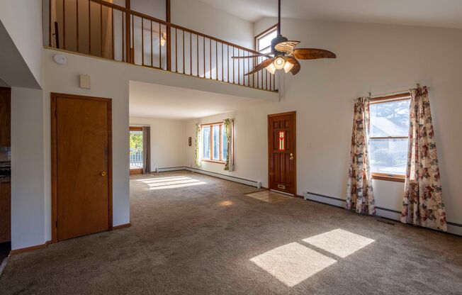 Cozy 4 Bedroom/2 Bathroom Detached Home in Essex, MD!