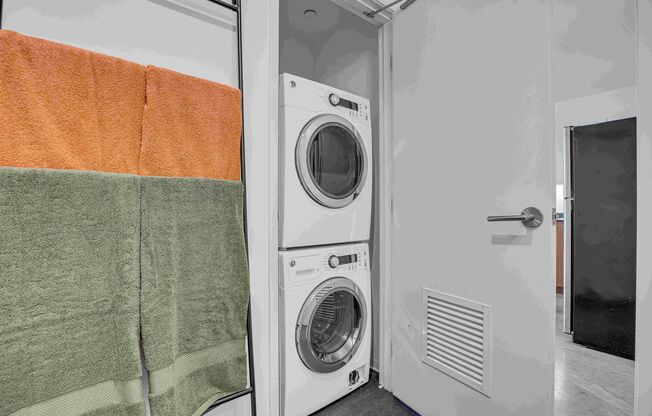 1 bed, 1 bath, 494 sqft, $1,350, Unit 261-306