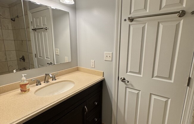 2 beds, 2.5 baths, 1,440 sqft, $3,950, Unit 704