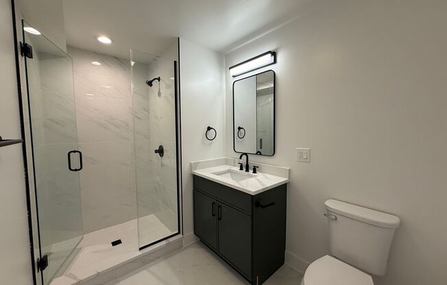 2 beds, 2 baths, 1,000 sqft, $3,985, Unit 211