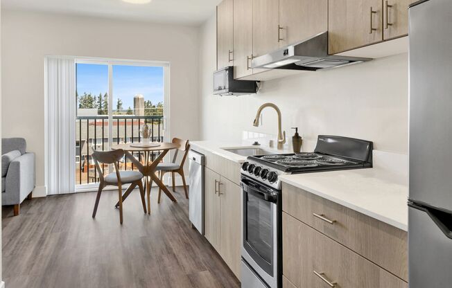 1 bed, 1 bath, $1,590, Unit 801-411