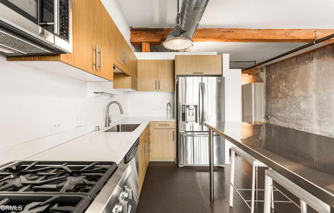 1 bed, 1 bath, 1,420 sqft, $4,300, Unit 532