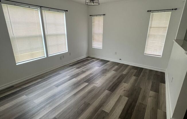 3/1 Home Available for Immediate Move In!