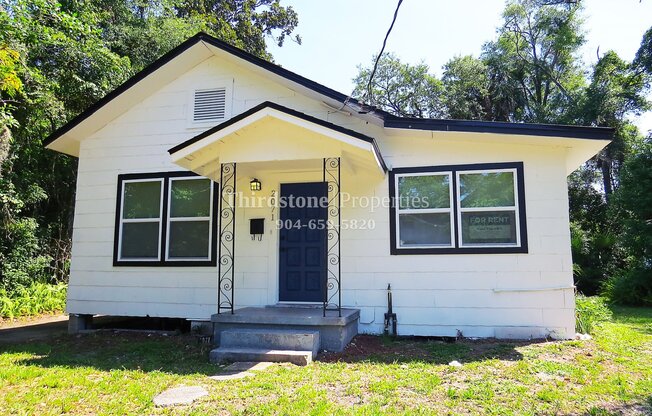 2071 SOUTHAMPTON RD