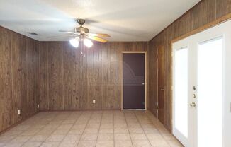 3 beds, 2 baths, $1,250