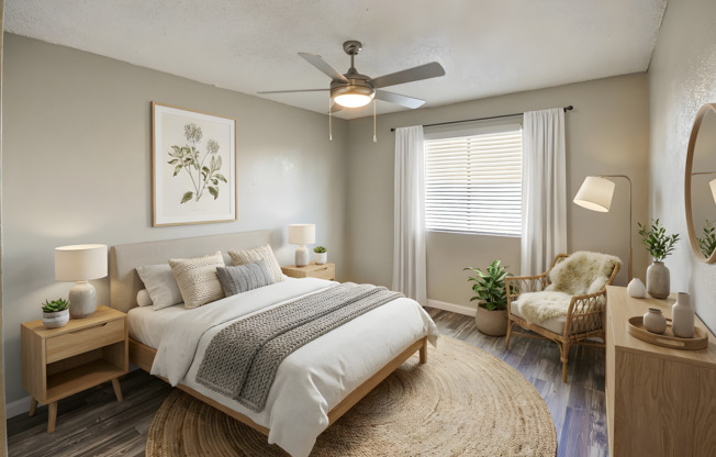 2 beds, 2 baths, 817 sqft, $1,175, Unit 113