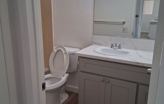 1 bed, 1 bath, 665 sqft, $2,100, Unit 227