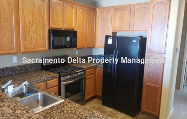 2 beds, 2 baths, $2,095, Unit # 26104