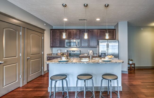 2 beds, 2 baths, 894 sqft, $1,795, Unit B - 1004 Unit 201 - B1146 Special Deck