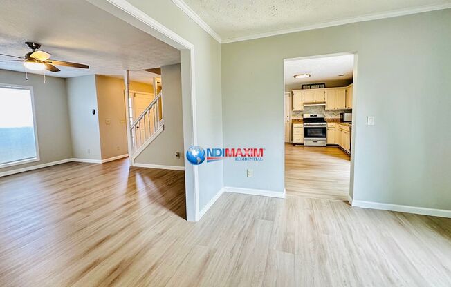 Nice 2-story house in CHATTAHOOCHEE cluster in Alpharetta