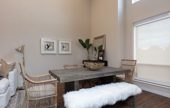 1 bed, 1 bath, 1,232 sqft, $2,695, Unit 113