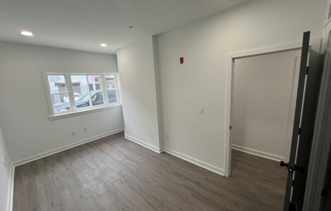 2321 N 2 ST