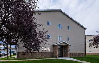Aspen Ridge Apartments | Fargo, ND