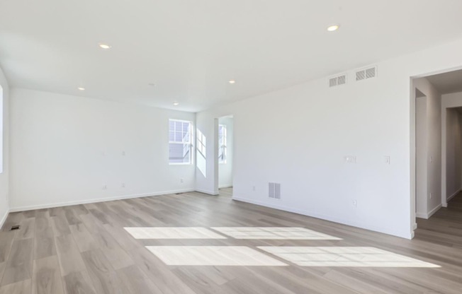 ALMOST BRAND NEW 4bd Reunion Ridge Gem!