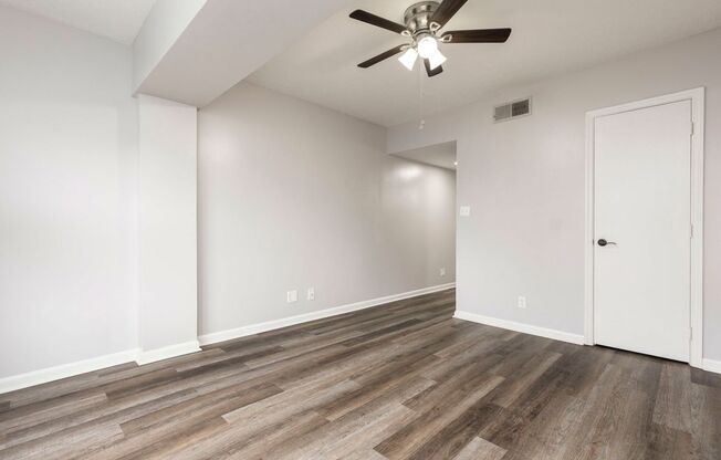 2 beds, 2 baths, 900 sqft, $1,050, Unit 308