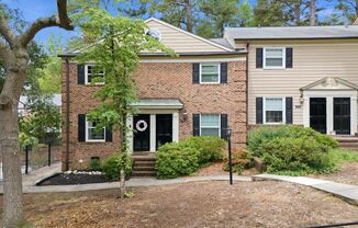 3733 YORKTOWN PL