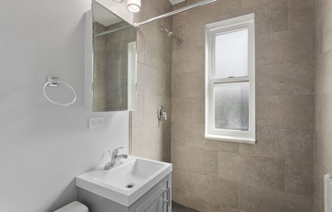 1 bed, 1 bath, 402 sqft, $1,600, Unit 208