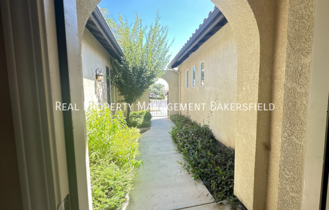 4607 BAYHILL WAY