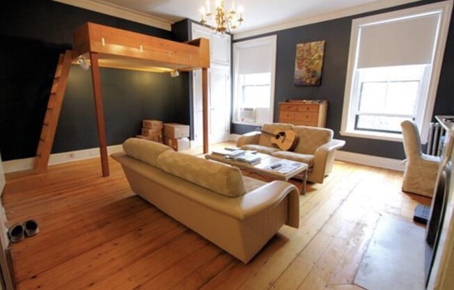 85 MARLBOROUGH ST