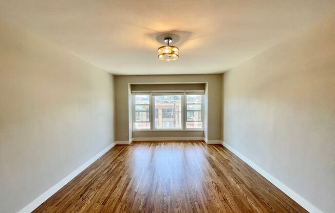 Presidio Terrace Newly Renovated, Top Floor Apartment! - PROGRESSIVE